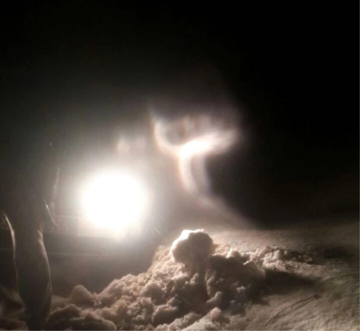 Yoğun Kar ve Tipiden Dolayı Mahsur Kalan 18 Kişiyi, Belediye Ekipleri Kurtardı
