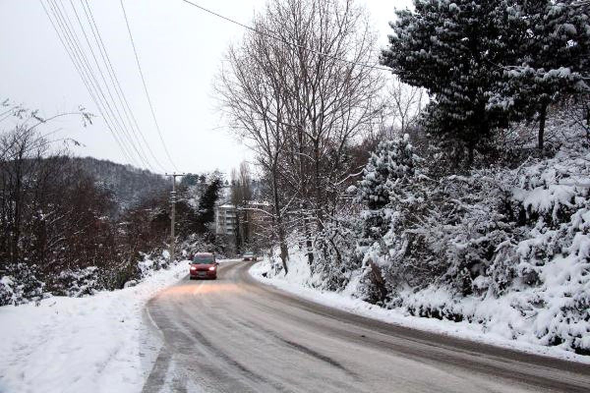 Zonguldak\'ta 72 Köy Yolu Ulaşıma Kapandı