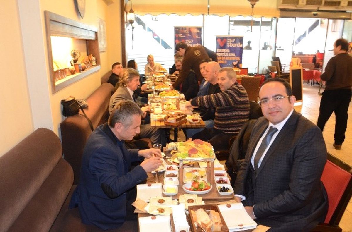 67 Burda Avm Yönetimi Gazetecileri Ağırladı