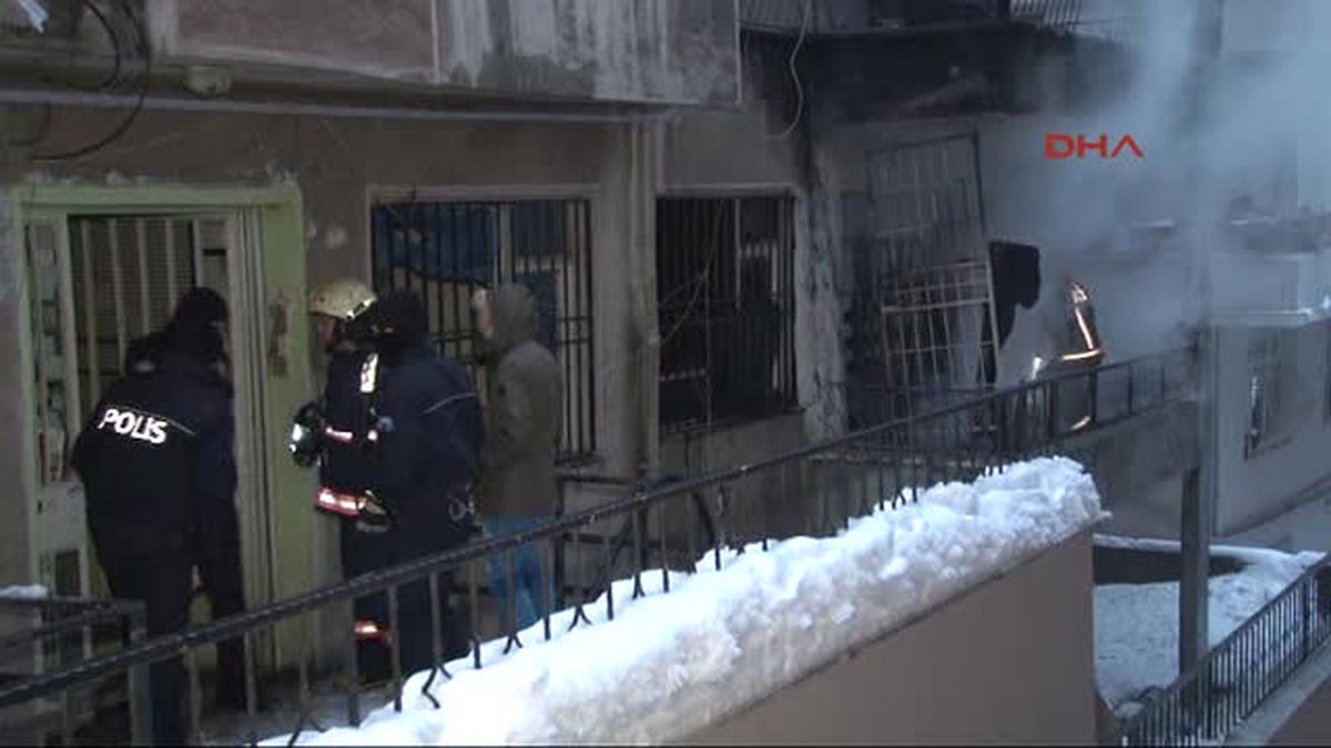 Bahçelievler\'de Yangın: 2 Ölü