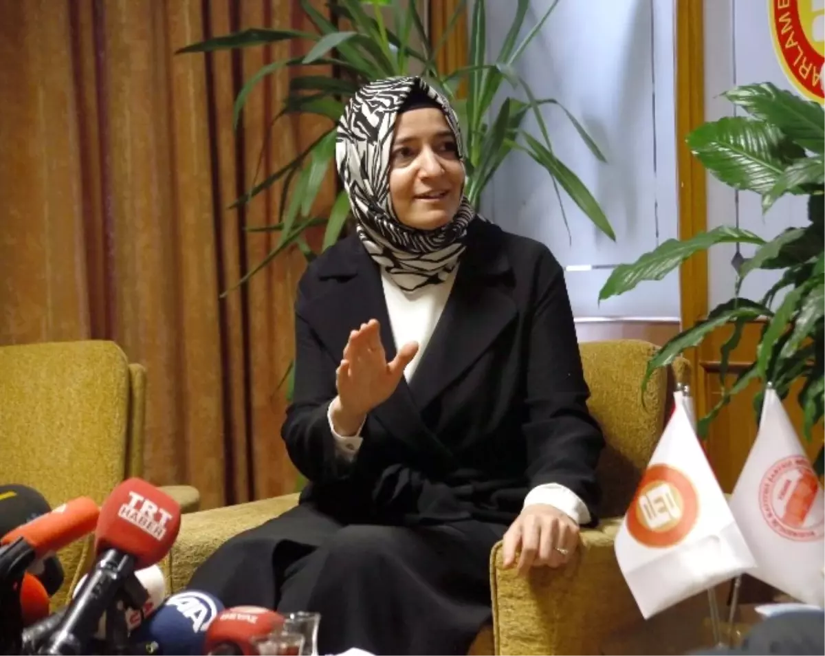 Bakan Kaya\'dan Gazetecilere Ziyaret