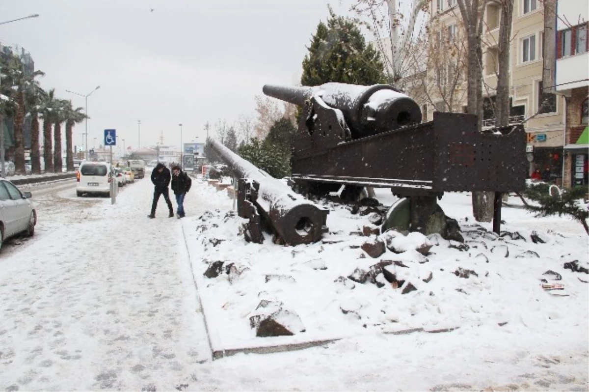 Çanakkale\'de 9 İlçede Kar Tatili