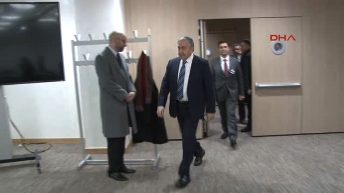 Cenevre\'deki Kıbrıs Zirvesi Ikinci Gününde