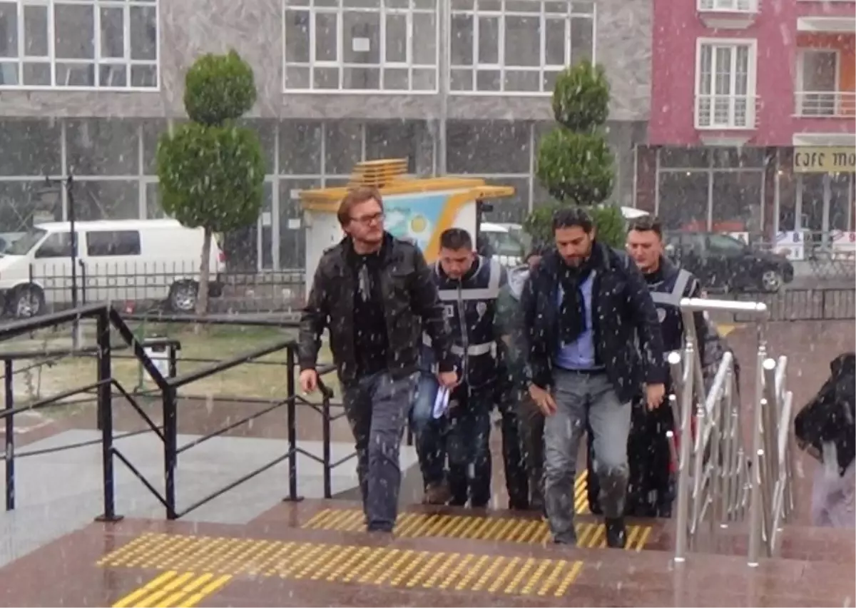 Edremit\'te Ydg-H Üyesi Oldukları İddia Edilen 2 Kişi Tutuklandı