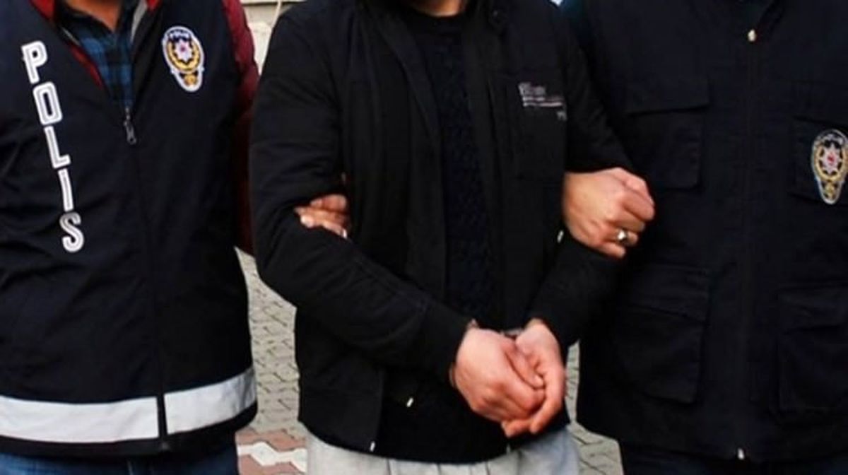 Fetö\'den 5 Kişi Tutuklandı