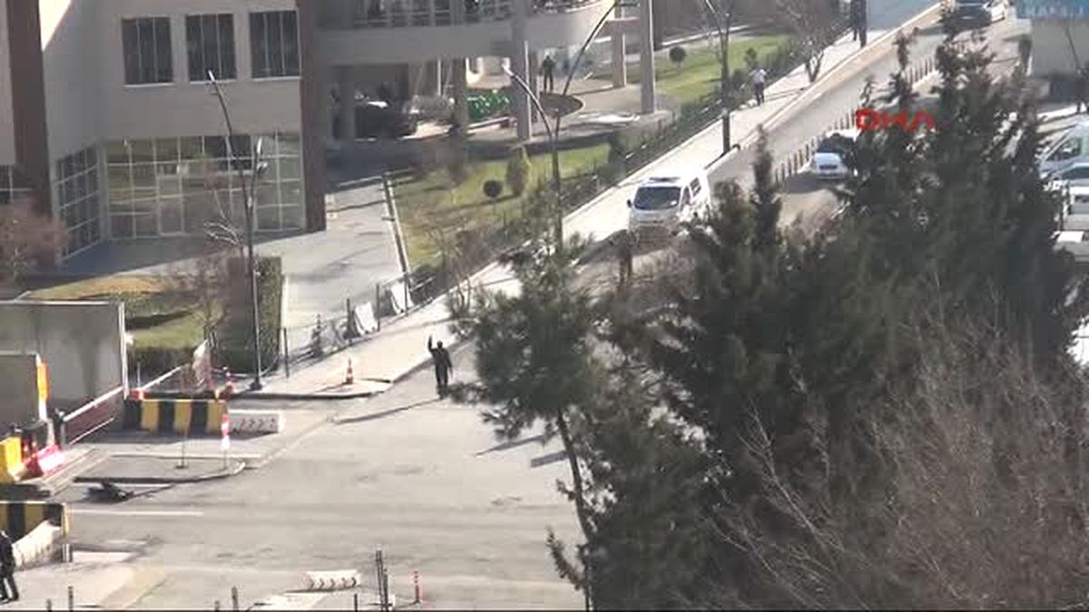 Gaziantep Emniyet Müdürlüğü\'ne Saldıran Terörist Öldürüldü