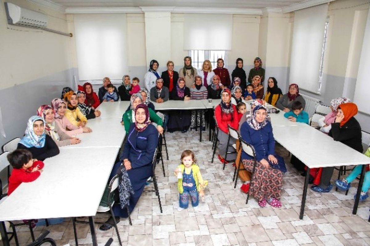 Gaziantep\'te Anne ve Babalık Becerilerini Geliştirme Kursu