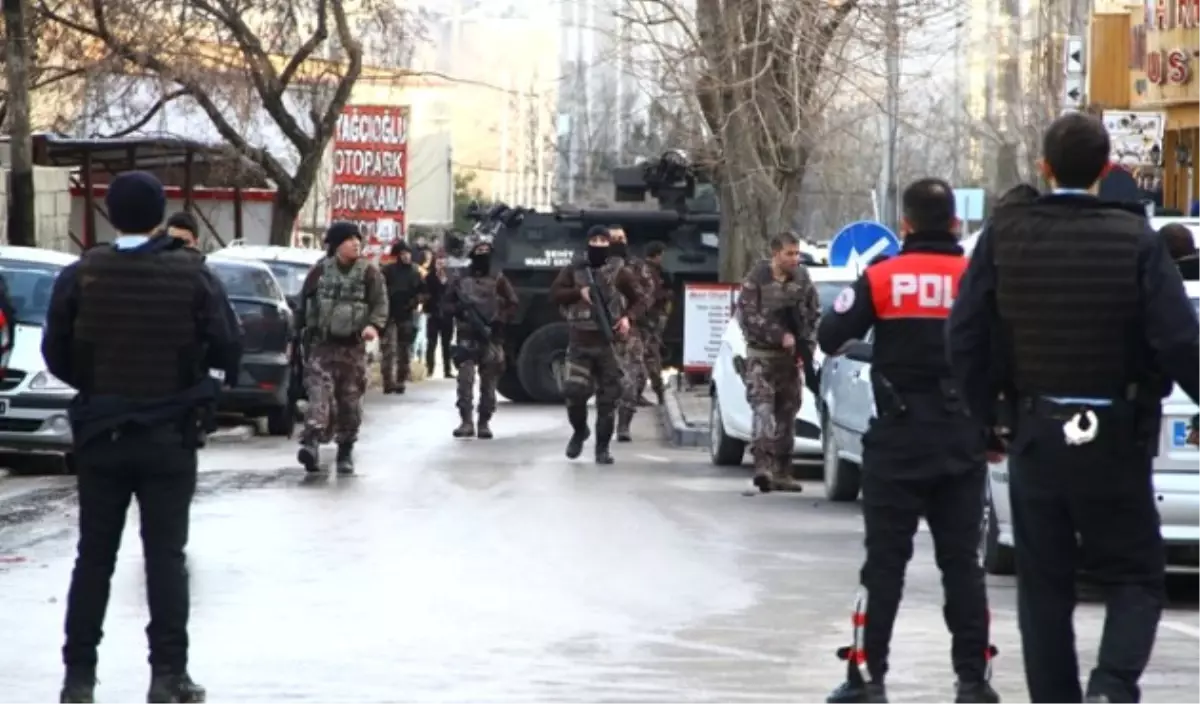 Gaziantep\'te Polise İkinci Saldırı