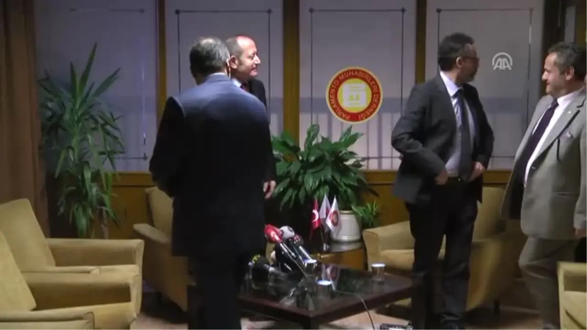 Hamzaçebi, Parlamento Muhabirleri Derneği\'ni Ziyaret Etti