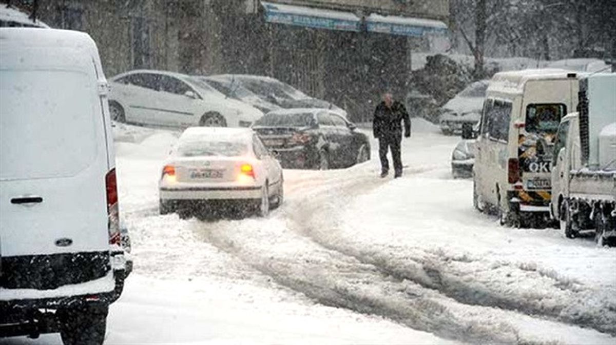 İstanbul\'da Yollar Boş