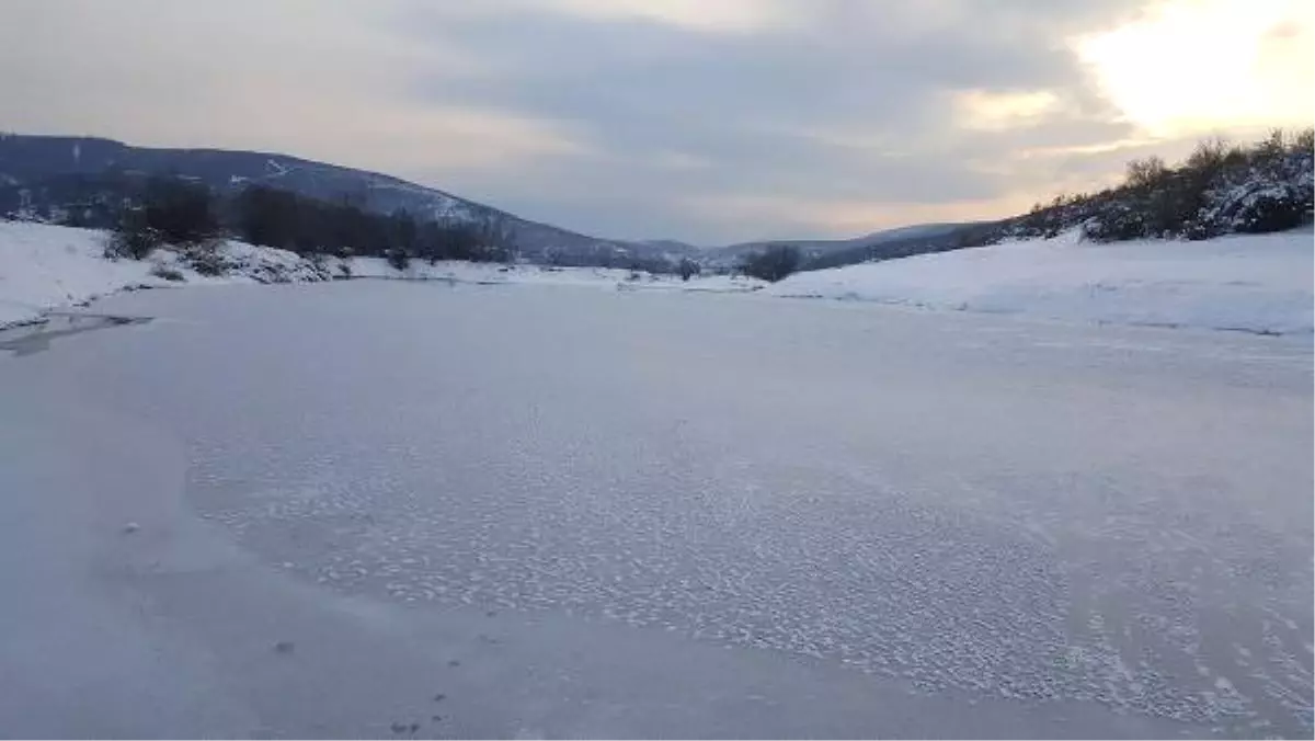 Kosova\'da Tarihi Drim Nehri Dondu