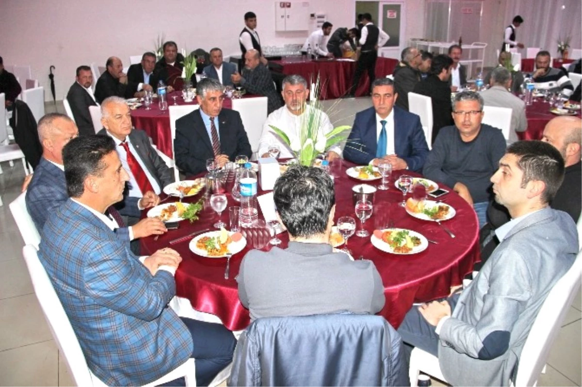 Medcem Silifke Belediyespor 3. Lige Yürüyüş Yemeği Düzenledi