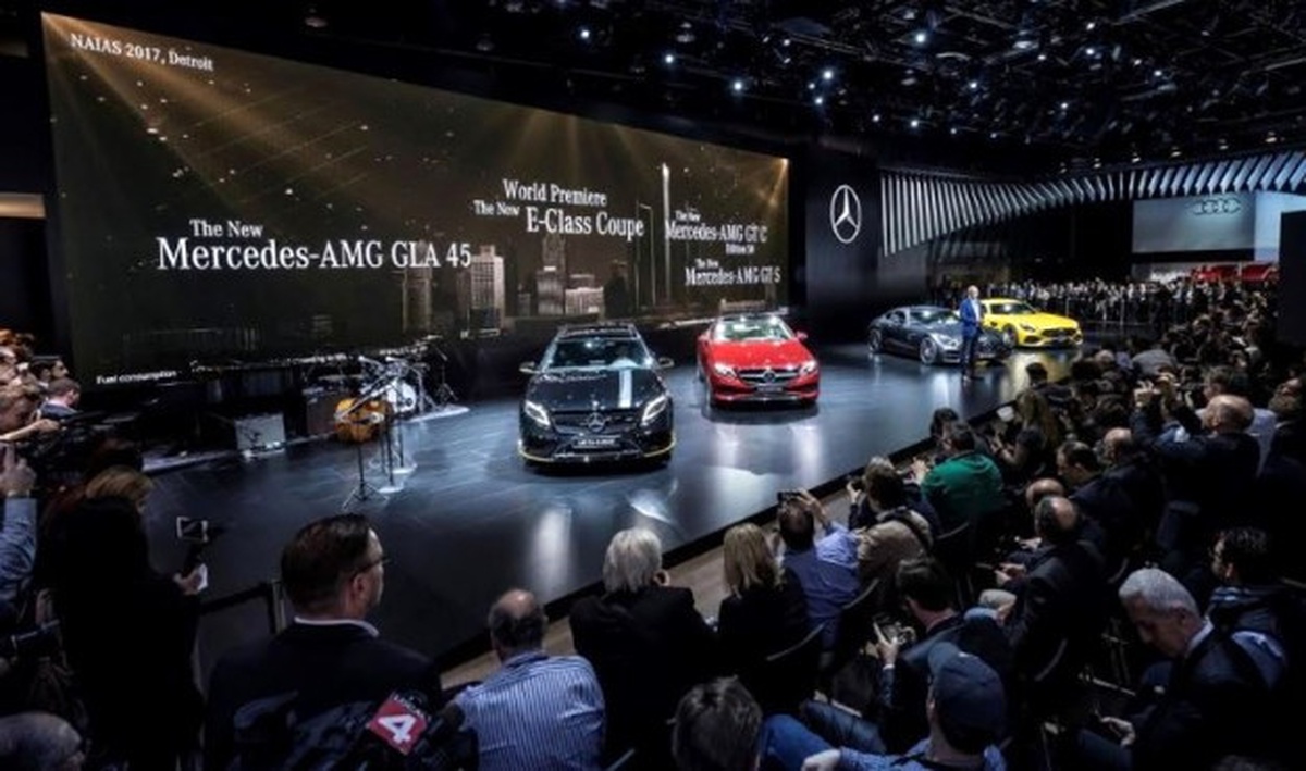 Mercedes Detroit Otomobil Fuarı\'nda Yeni Modellerini Tanıtıyor