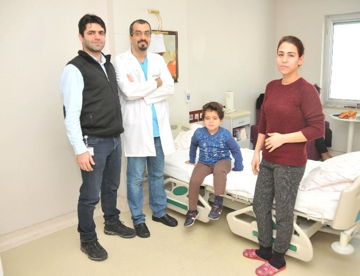 Minik Berat\'ın Bağırsaklarına Kolonoskopiyle Antibiyotik Verildi