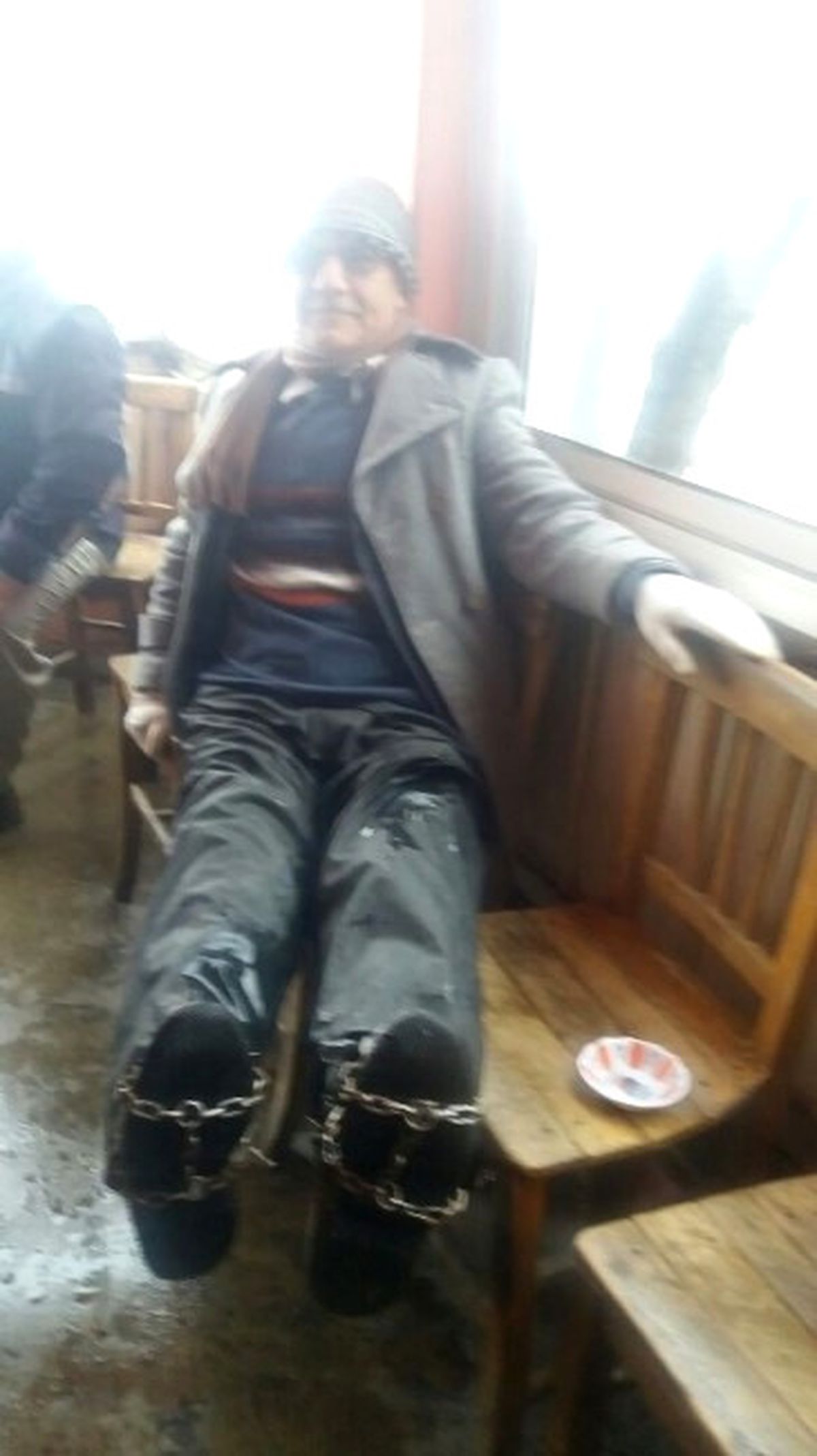 Mucit Köylü Kar ve Buzda Düşmeden Yürümenin Sırlarını Anlattı