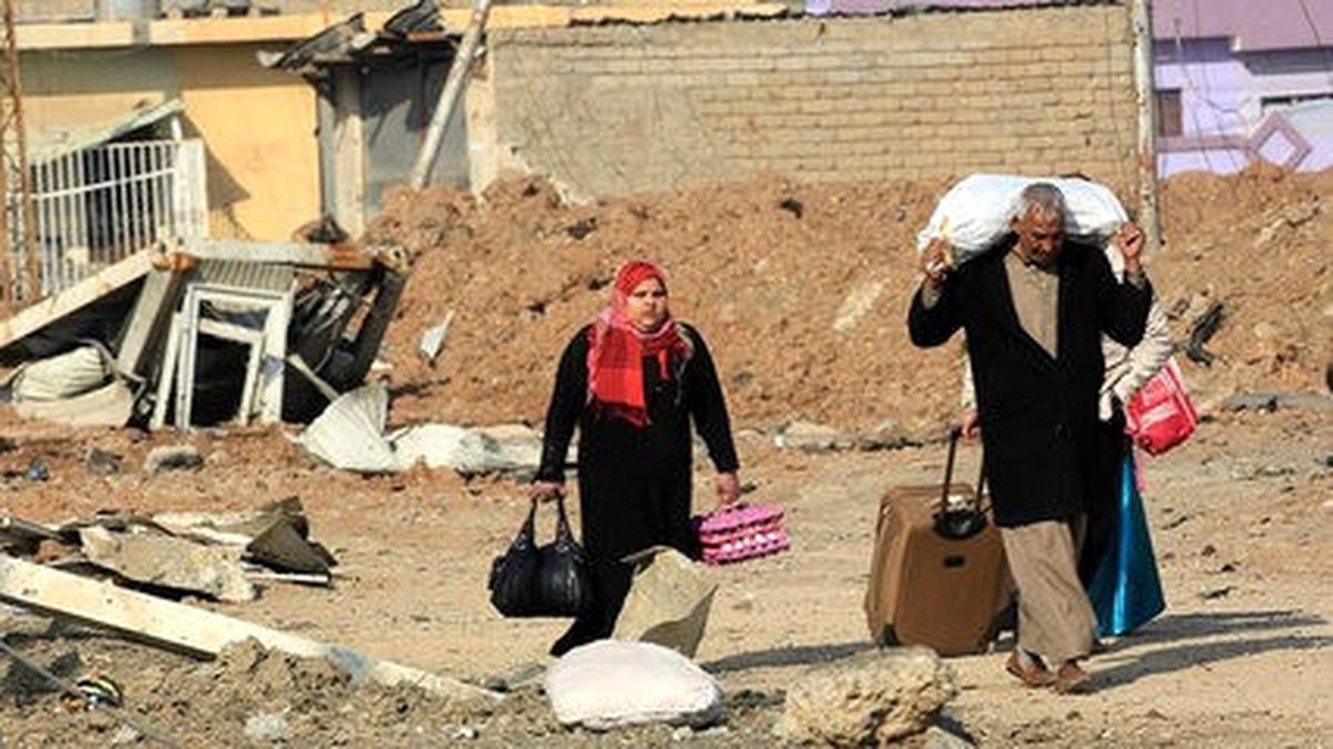 Musul\'un Doğusundaki Siviller Daeş\'in Döneceği Korkusuyla Kaçıyor