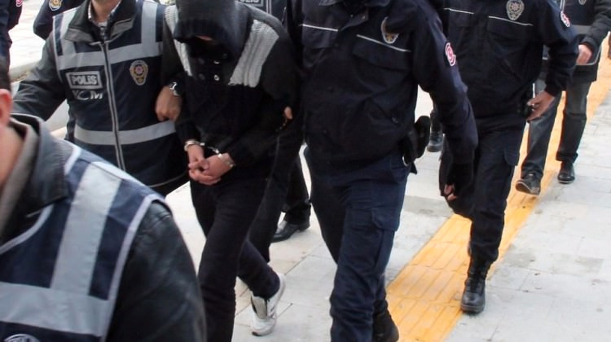 Sakarya\'da 7 PKK\'lı ve 3 Daeş\'li Gözaltına Alındı