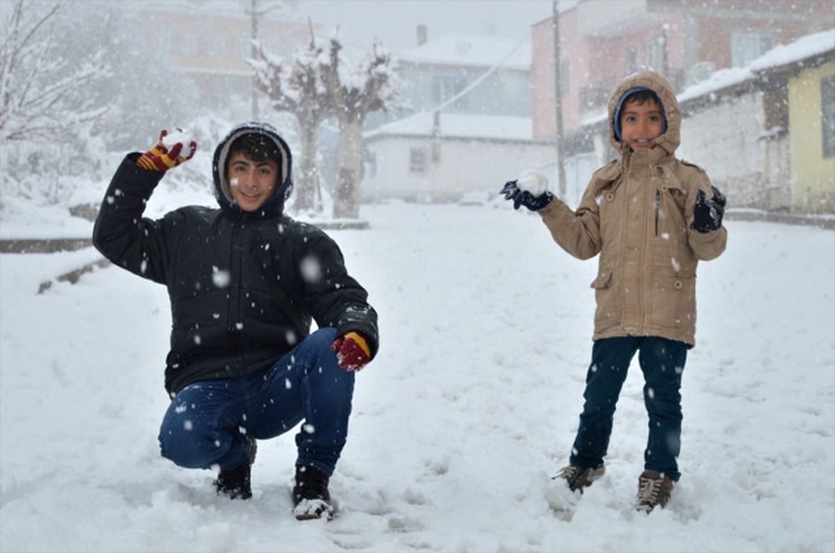 Samsun\'da Bazı İlçelerde Eğitime Kar Engeli