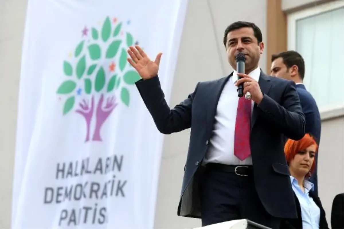 Selahattin Demirtaş: Hakkımda Dava Açan Savcı Fetö\'den Tutuklu
