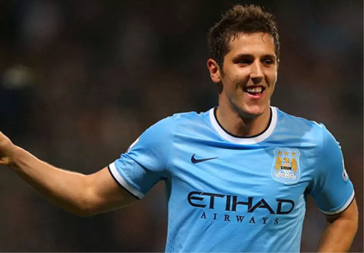 Sevilla, Jovetic\'i Kiraladı