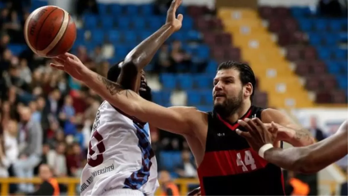 Södertalje Kings: 51 - Gaziantep Basketbol: 93