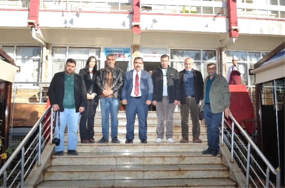 Viranşehir\'de 10 Ocak Dünya Çalışan Gazeteciler Günü Kutlaması