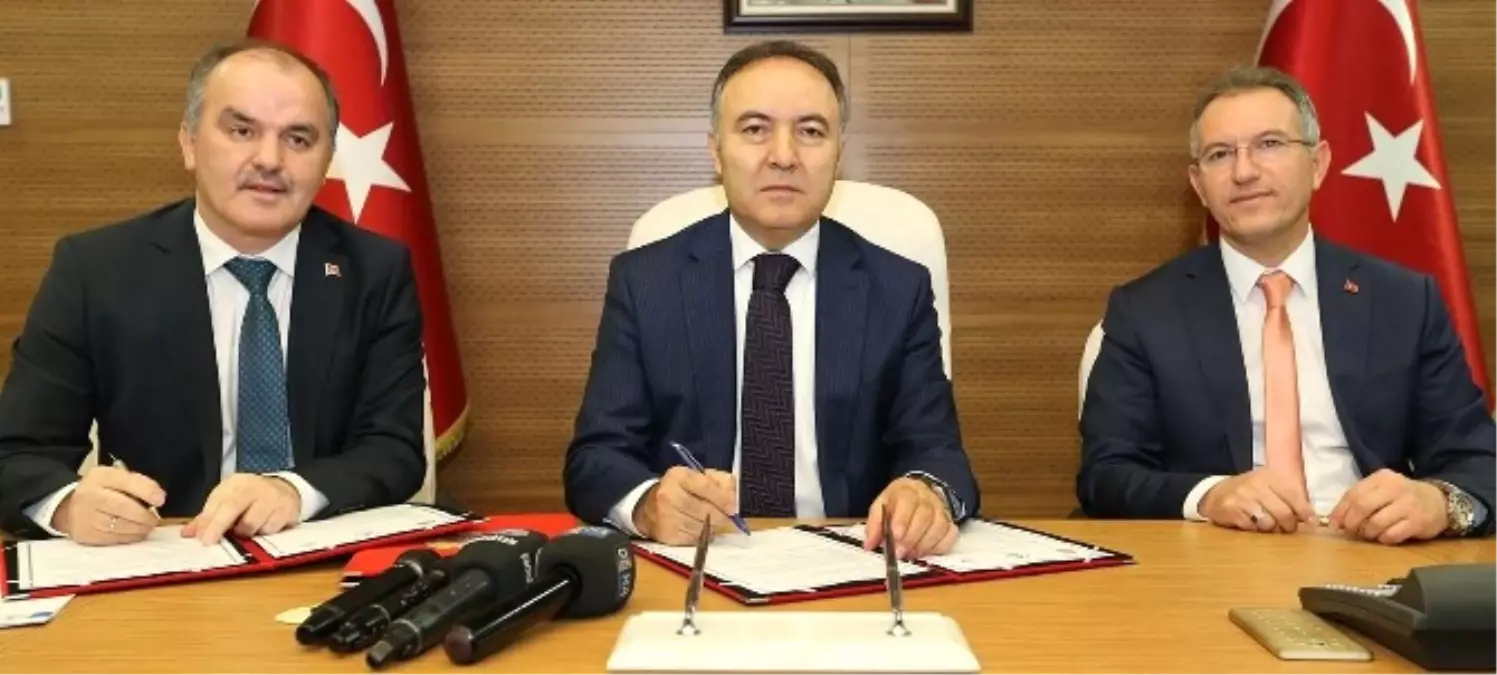 1,5 Milyon TL\'ye Mal Olacak Sağlık Merkezinin Protokolü İmzalandı