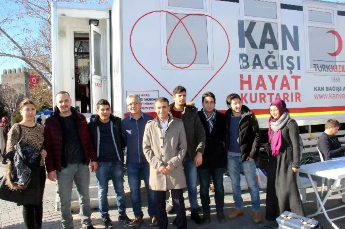 112 Personelinden Kan Bağışı