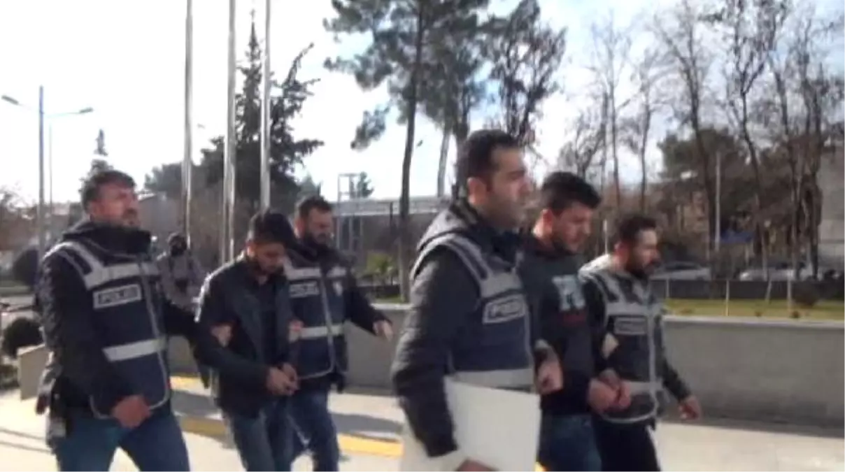 Adıyaman\'da Tütün Hırsızlığına 4 Tutuklama