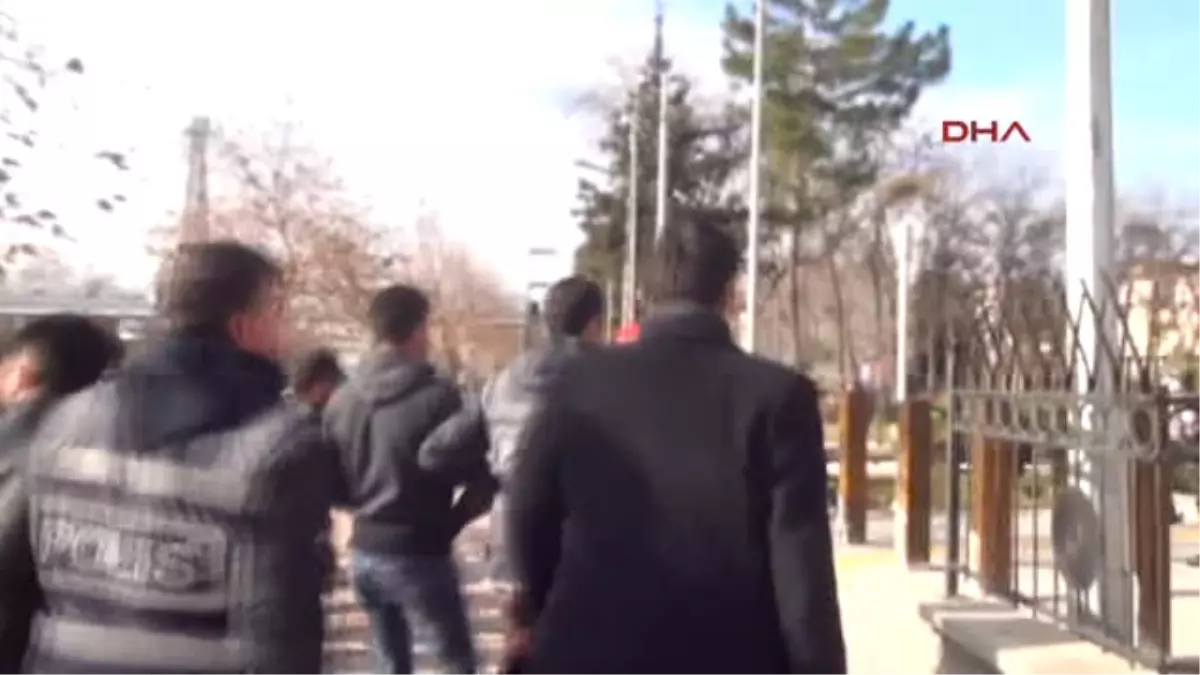 Adıyaman\'da Tütün Hırsızlığına 4 Tutuklama