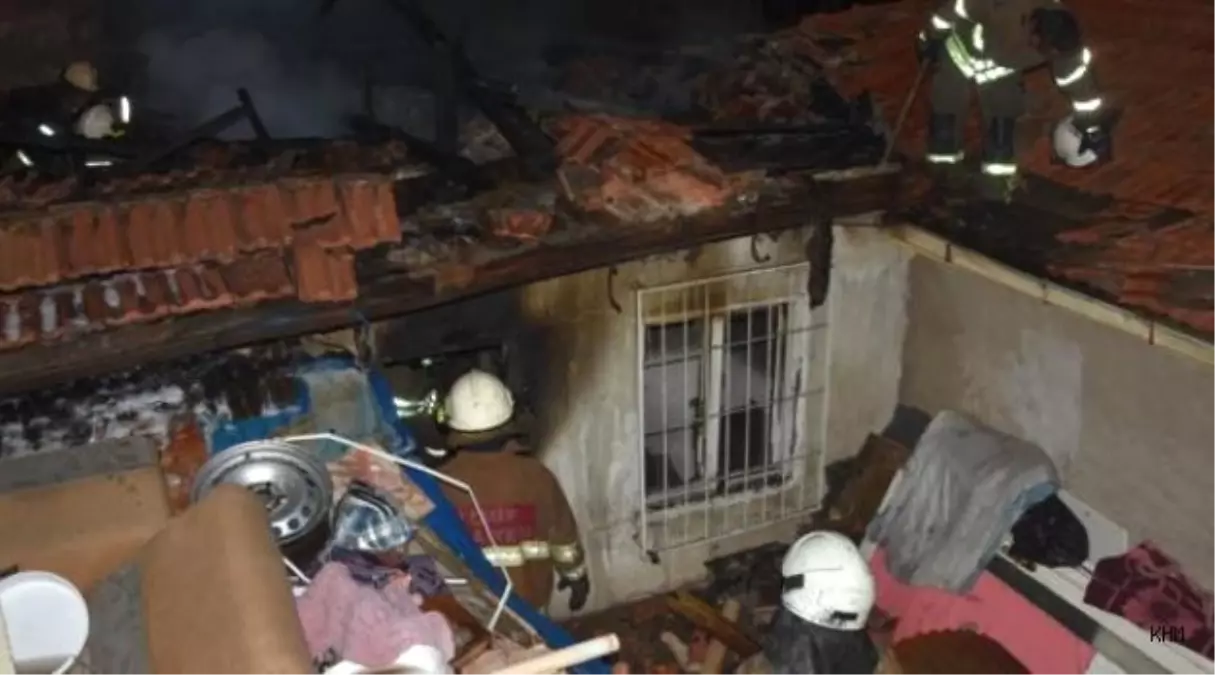 Antalya\'da Ev Yangını: 1 Ölü