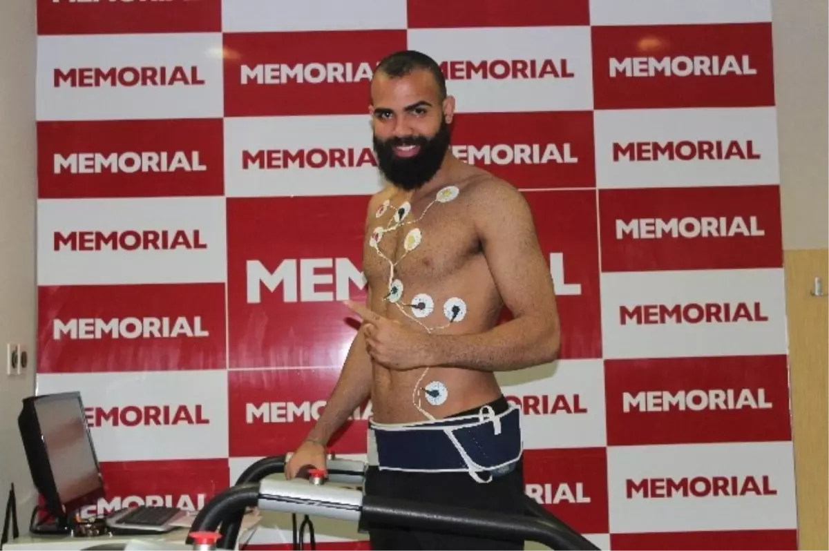 Antalyaspor\'lu Un Ranieri Sağlık Kontrolünden Geçti