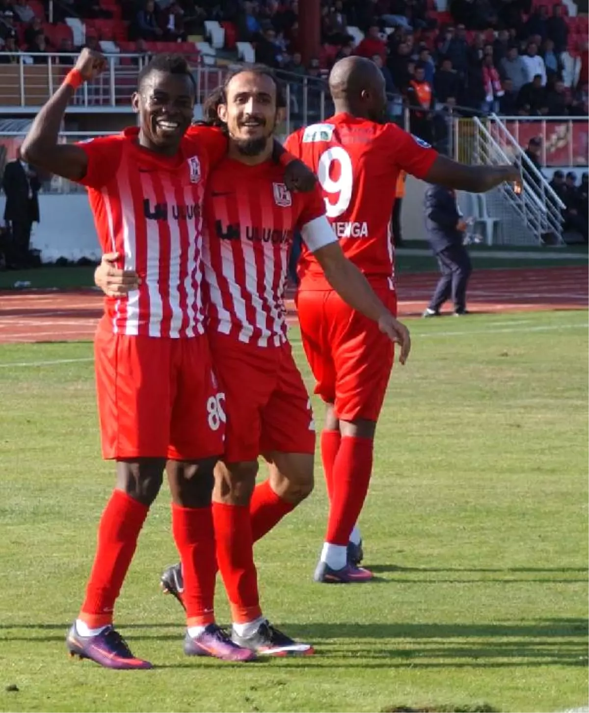 Balıkesirsporlu Foxi Futbol Elçisi