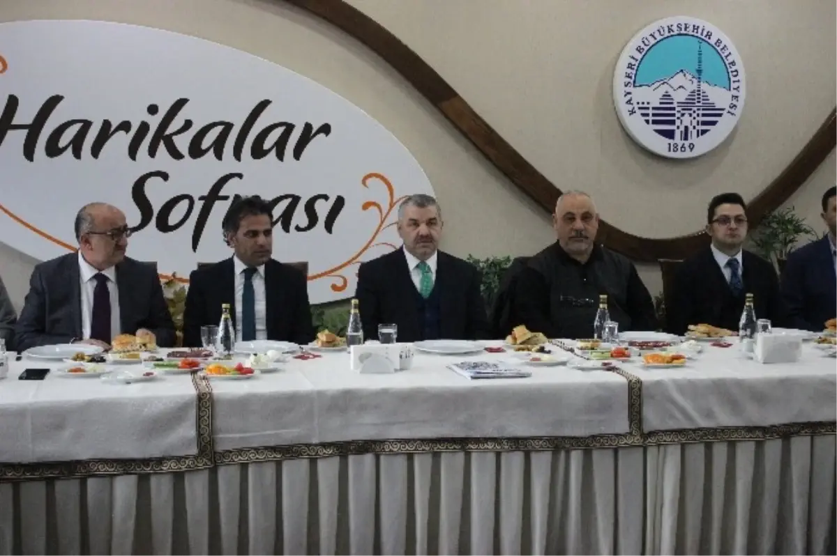 Başkan Çelik \'Gazeteciler\' ile Buluştu