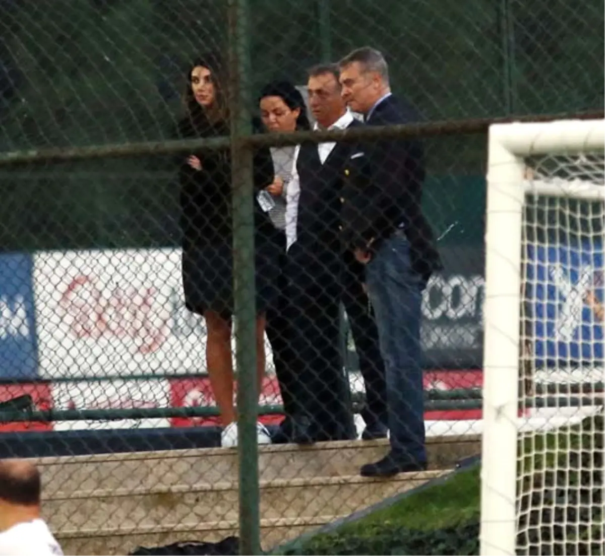 Beşiktaş\'ın İdmanını Başkan Orman da İzledi