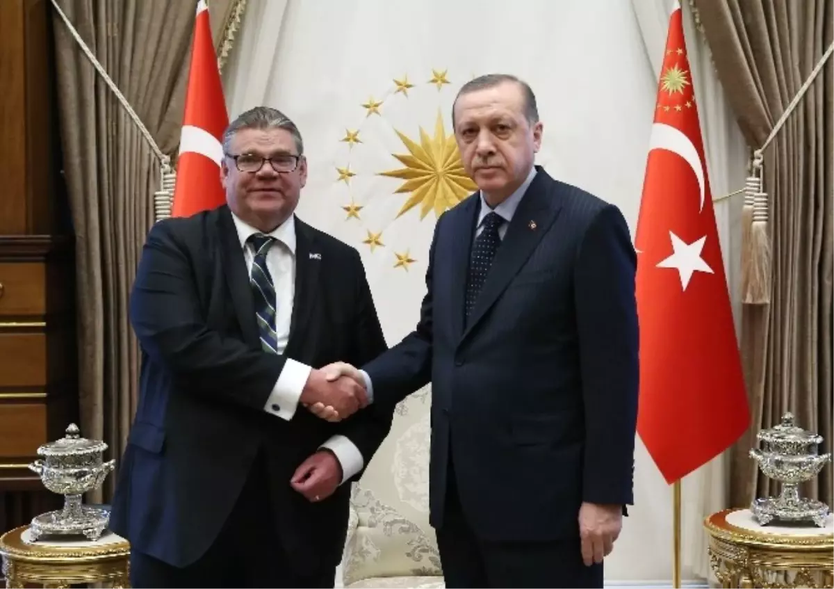 Cumhurbaşkanı Erdoğan, Finlandiya Dışişleri Bakanı Soini\'yi Kabul Etti
