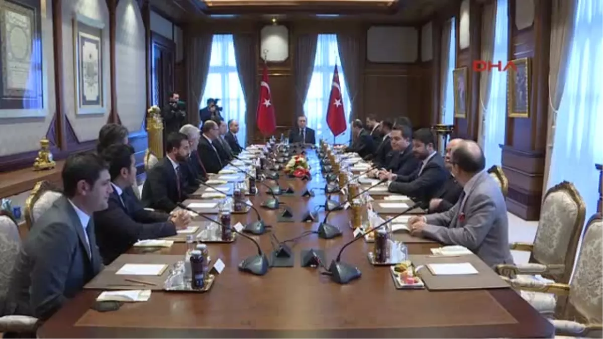 Cumhurbaşkanı Erdoğan, Tbf Yönetim Kurulu\'nu Kabul Etti