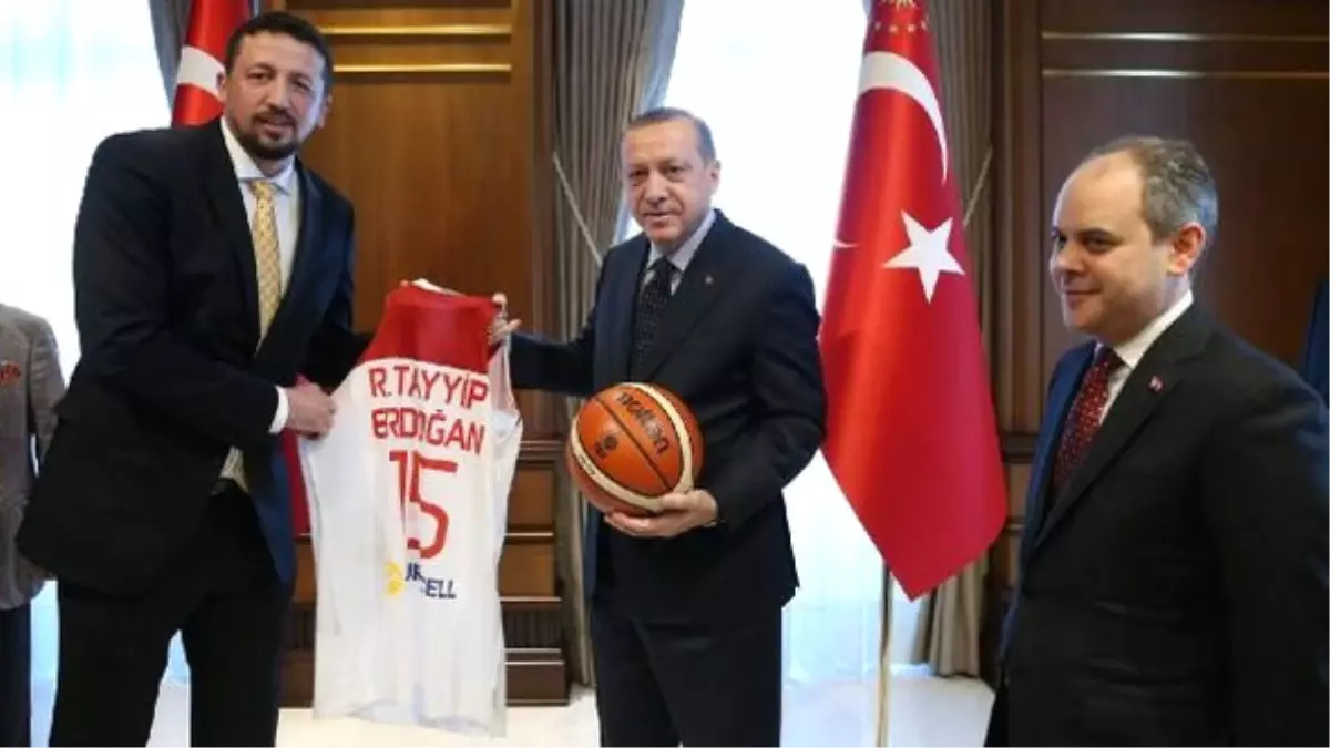 Dha Ankara - Cumhurbaşkanı Erdoğan, Tbf Yönetim Kurulu\'nu Kabul Etti