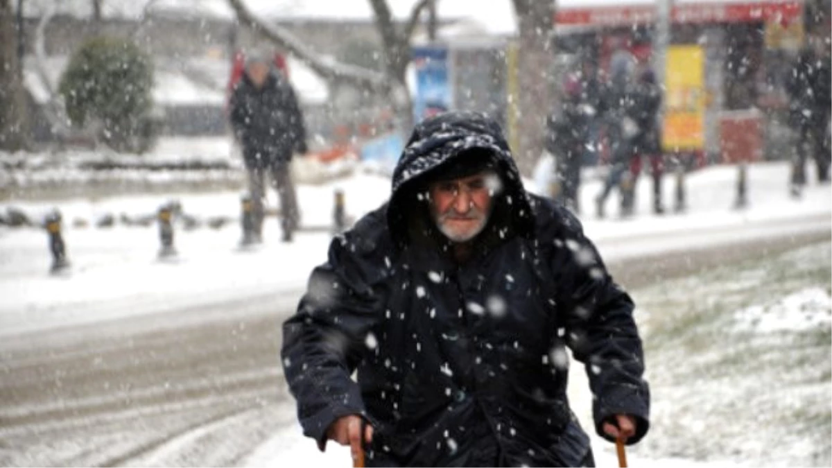 Edirne\'de Etkili Olan Kar Yağışı