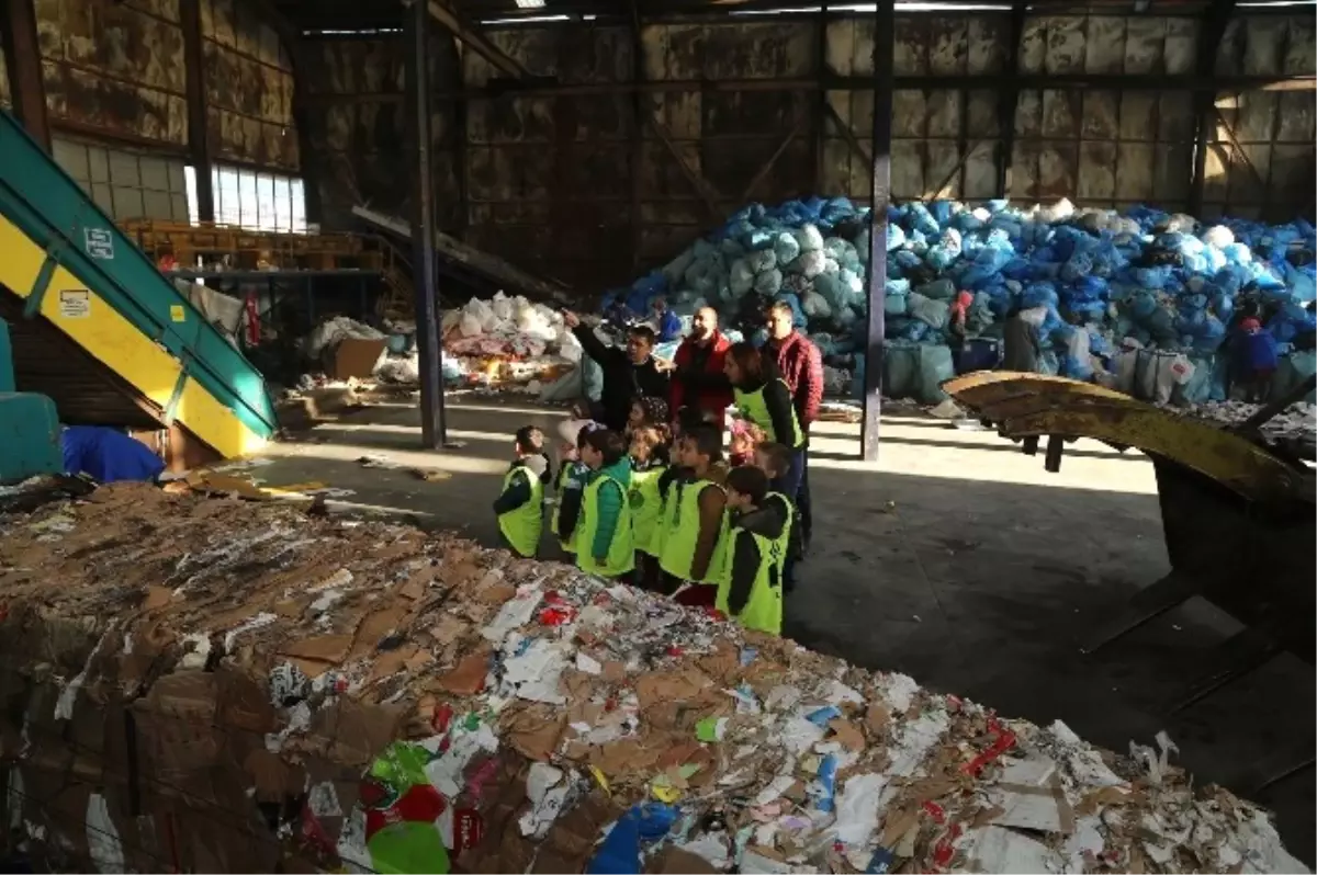 İlkadım\'da Miniklere Geri Dönüşüm Eğitimi