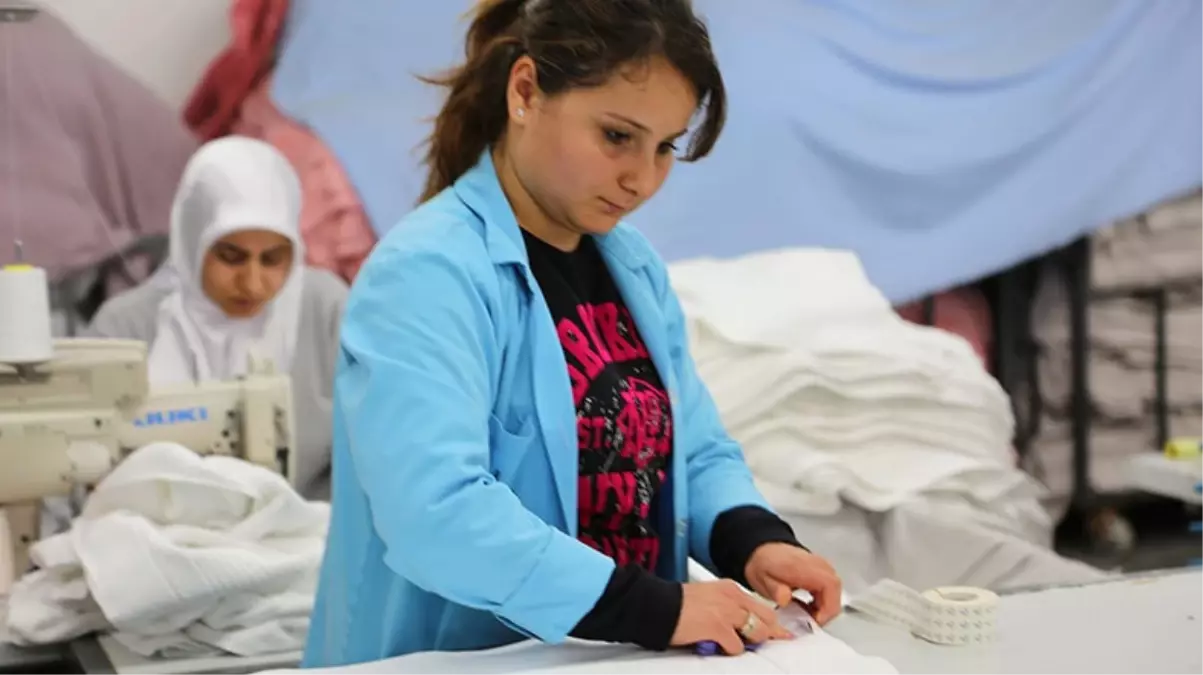 Kadının Ekonomiye Katılımı Analiz Ediliyor