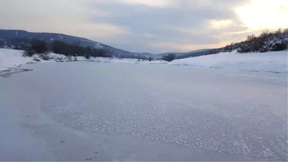 Kosova\'da Tarihi Drim Nehri Dondu