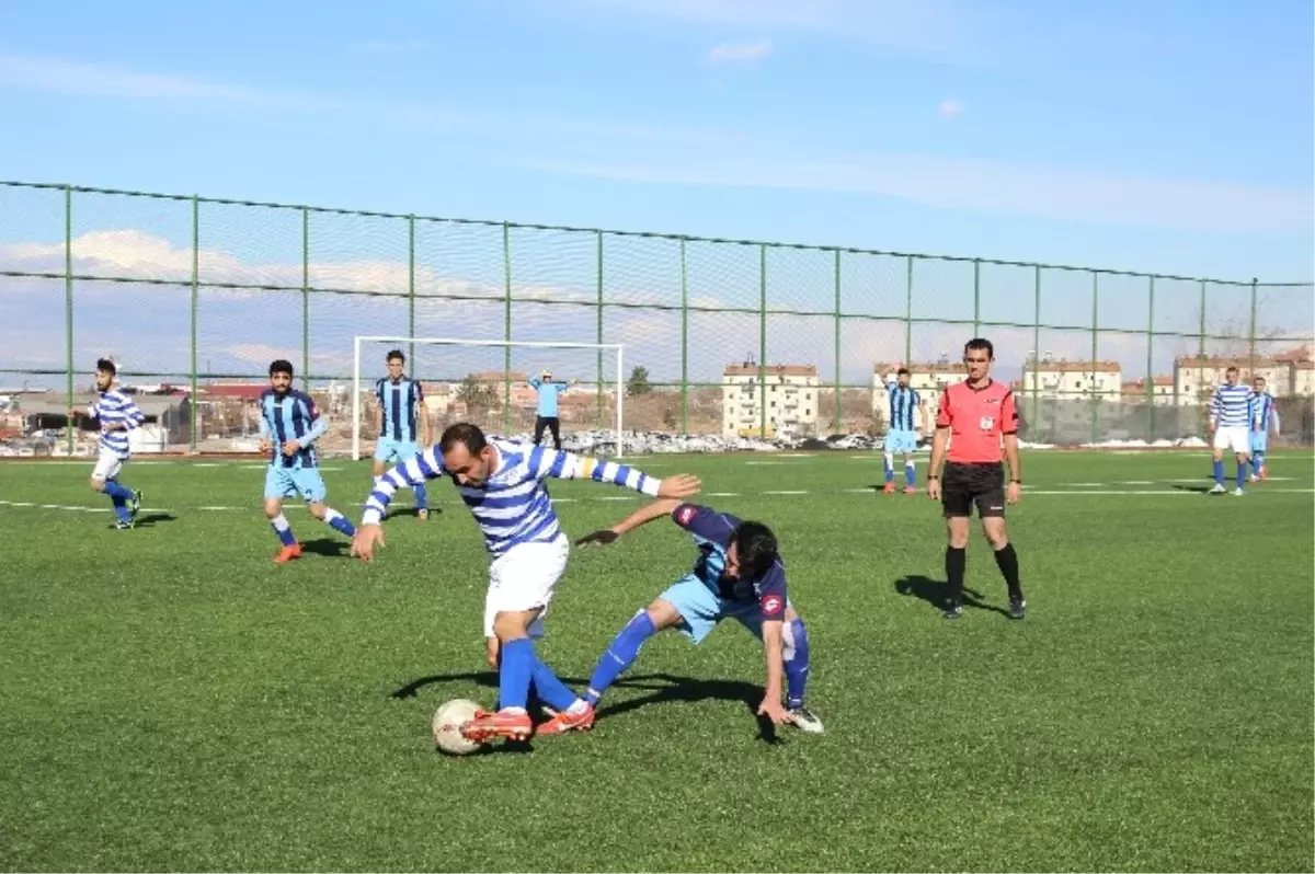 Messi Kemal Oynadığı Futbolla Herkesi Kendisine Hayran Bırakıyor