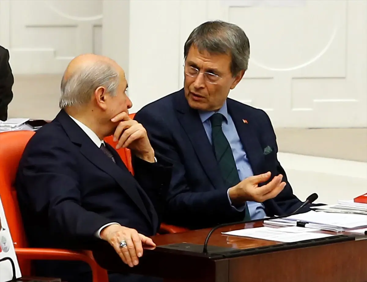 MHP\'li Halaçoğlu: Bahçeli ile Görüştüm, Fikrim Değişmedi