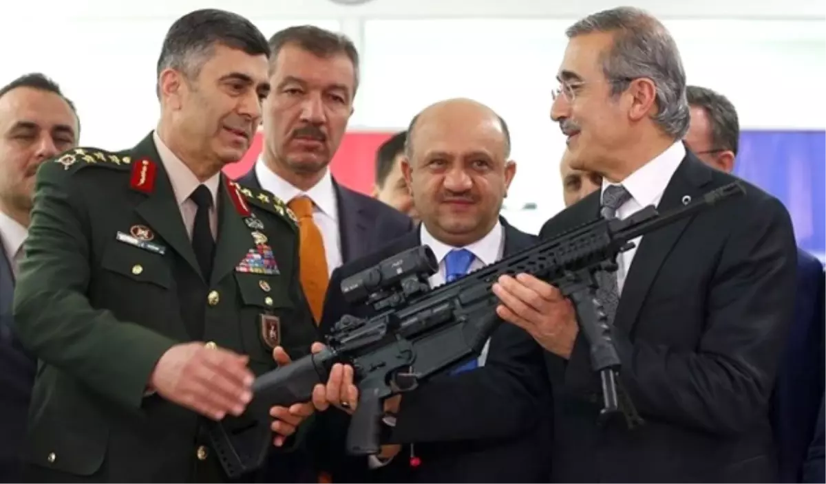 Milli Tüfek\' Mehmetçiğe Teslim Edildi