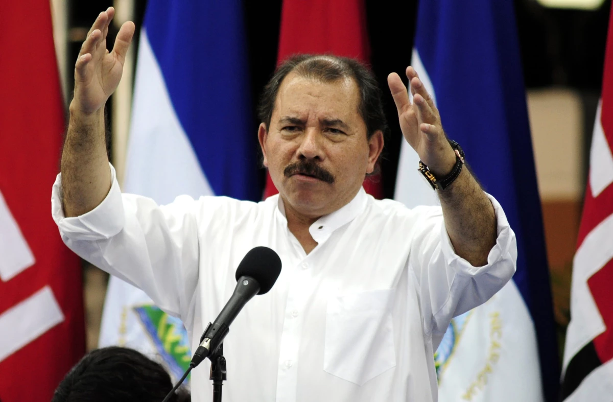 Nikaragua Devlet Başkanı Ortega Yemin Ederek Görevine Başladı