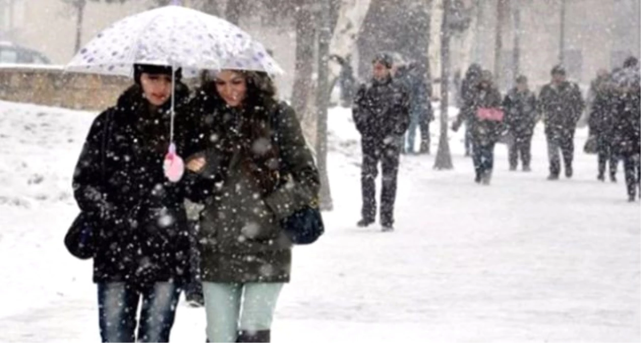 Okulların Yine Tatil Edildiği Edirne\'de Valilik\'ten \'Ciddi Kar\' Uyarısı