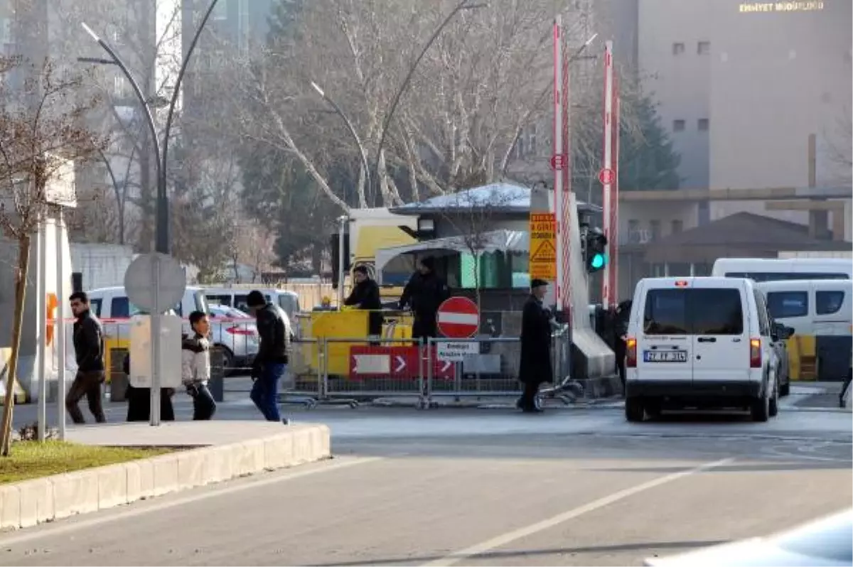 Öldürülen Saldırganının Babası: Oğlumun Akli Dengesi Bozuk