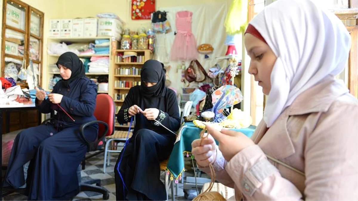 Suriyeli Kadınlara Meslek Eğitimi