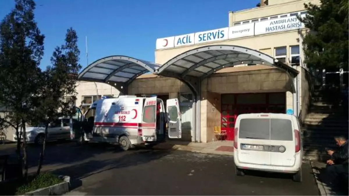 Üzerinden Otomobil Geçen İşçi Yaralandı